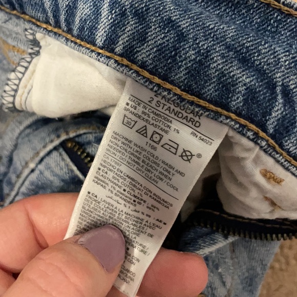 🌸BRAND NEW: Boyfriend Jean shorts Size 2 - Picture 4 of 4